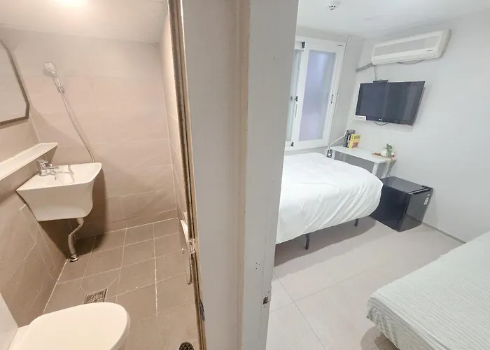 Hotel a capsule Seoul Stay *